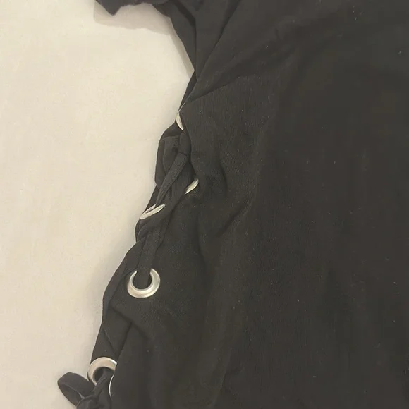 H&M LACE UP DETAIL TSHIRT - Picture 2 of 5